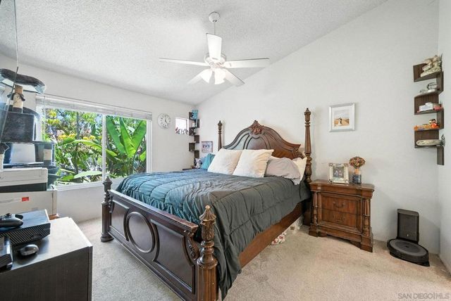 9438 Twin Trails Dr 202, San Diego, CA 92129