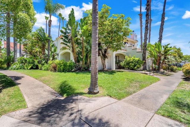 9438 Twin Trails Dr 202, San Diego, CA 92129