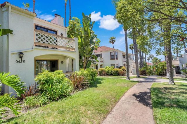 9438 Twin Trails Dr 202, San Diego, CA 92129