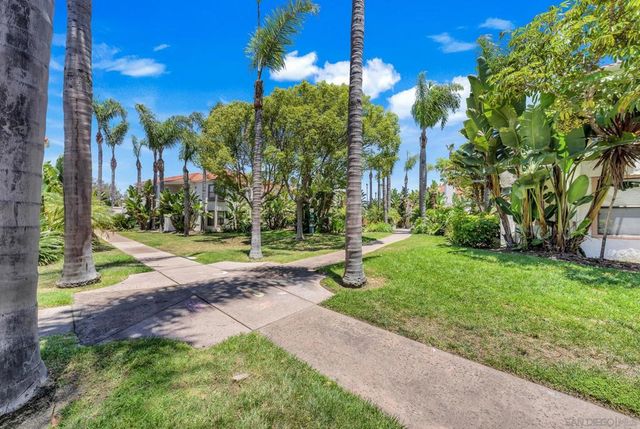 9438 Twin Trails Dr 202, San Diego, CA 92129