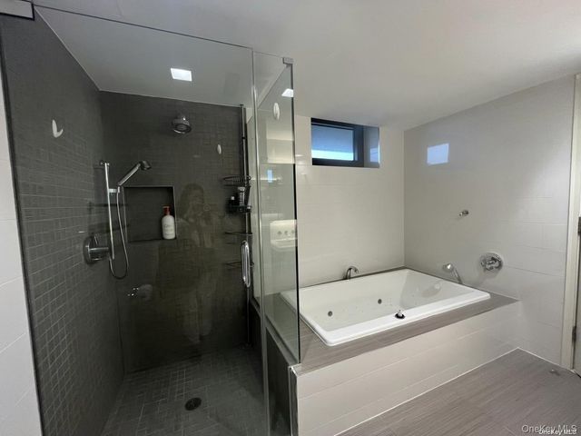 39-16 Prince Street 11A, Flushing, NY 11354