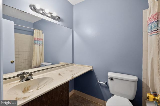 8606 BRAE BROOKE DR, Lanham, MD 20706