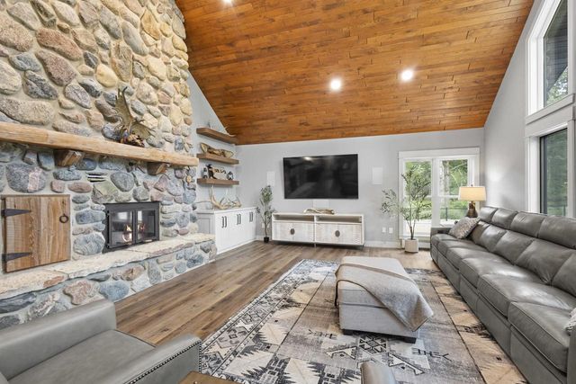 W14145 COUNTY ROAD C, Athelstane, WI 54104