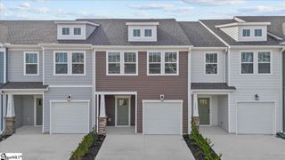 517 W Norvell Court, Spartanburg, SC 29307