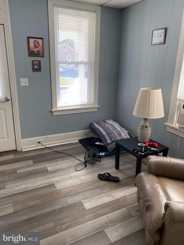 39 E CHURCH ST, Stevens, PA 17578