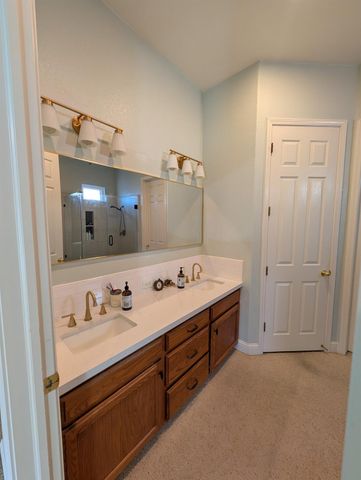 2336 Moody Avenue, Clovis, CA 93619