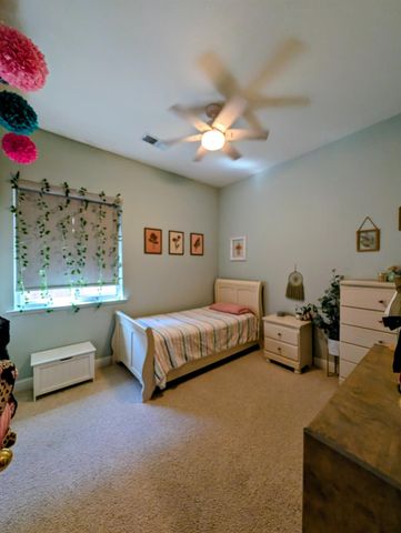 2336 Moody Avenue, Clovis, CA 93619