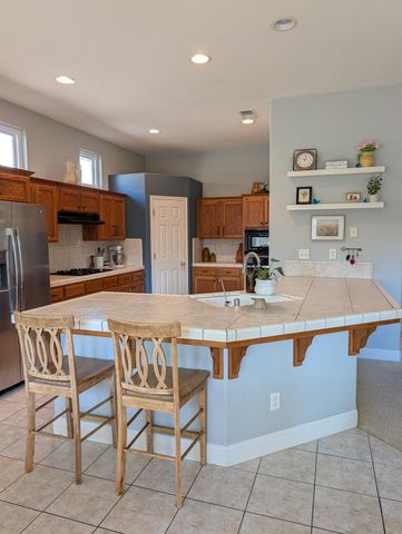2336 Moody Avenue, Clovis, CA 93619