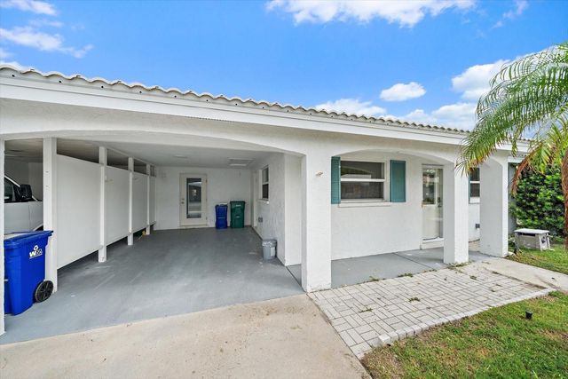 683 SPANISH DRIVE S 214, Longboat Key, FL 34228