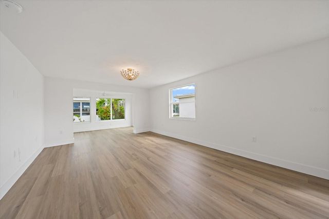 683 SPANISH DRIVE S 214, Longboat Key, FL 34228