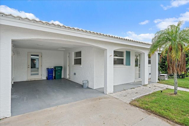 683 SPANISH DRIVE S 214, Longboat Key, FL 34228
