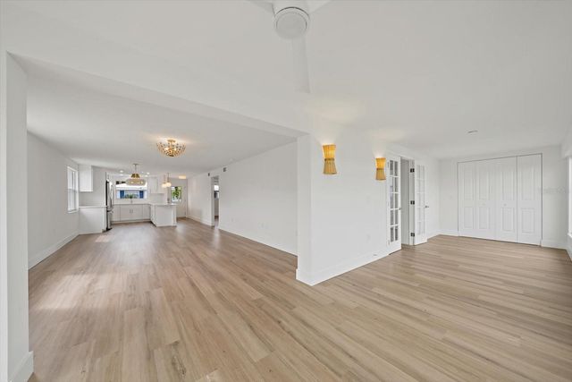 683 SPANISH DRIVE S 214, Longboat Key, FL 34228