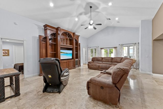 263 NW 48th Avenue, Deerfield Beach, FL 33442