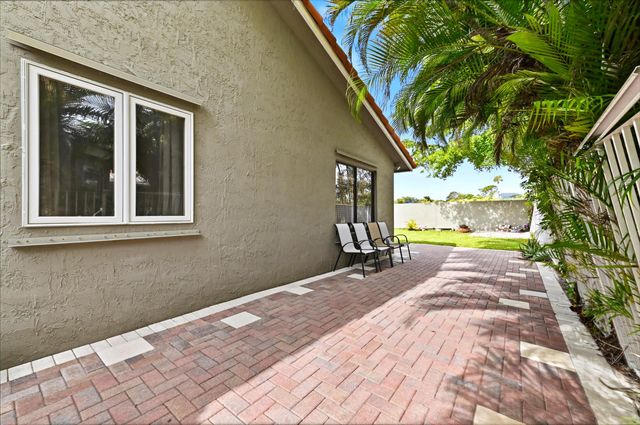 263 NW 48th Avenue, Deerfield Beach, FL 33442