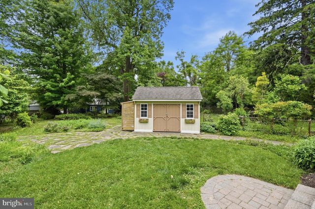 5250 26TH ST N, Arlington, VA 22207