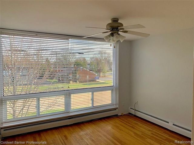 125 E 14 Mile Road 11, Birmingham, MI 48009