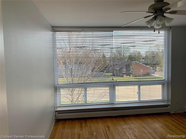 125 E 14 Mile Road 11, Birmingham, MI 48009
