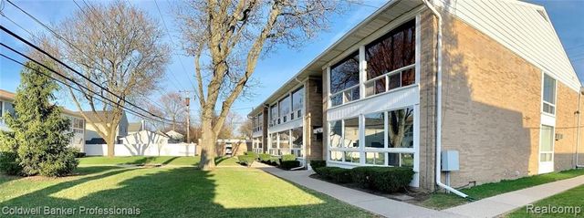 125 E 14 Mile Road 11, Birmingham, MI 48009