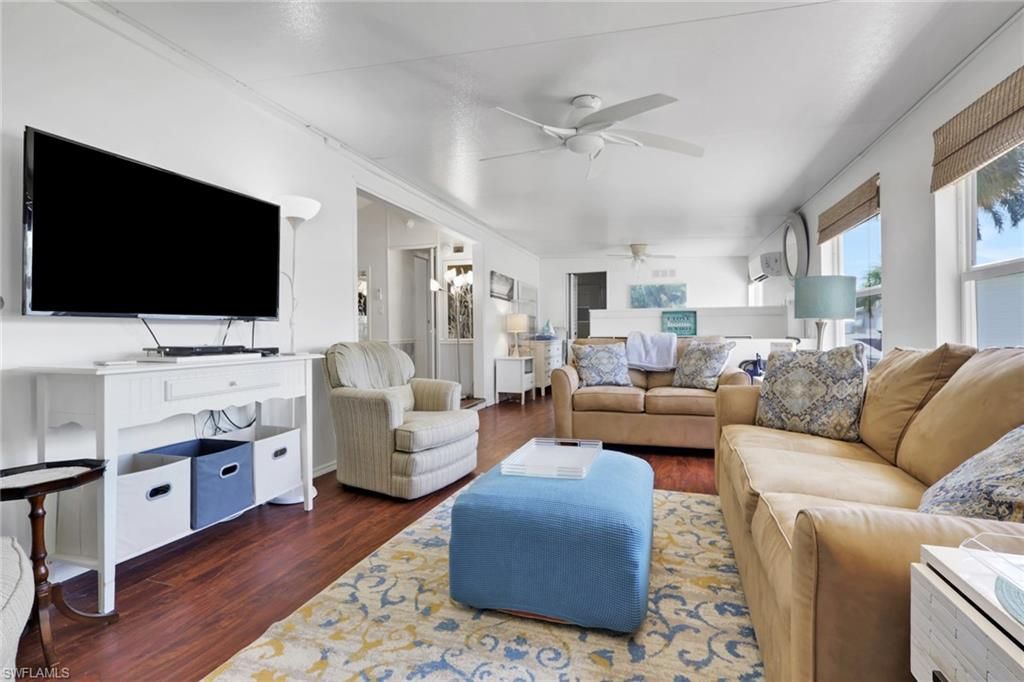 386 Leopard LN 386, NAPLES, FL 34114 — photo 4