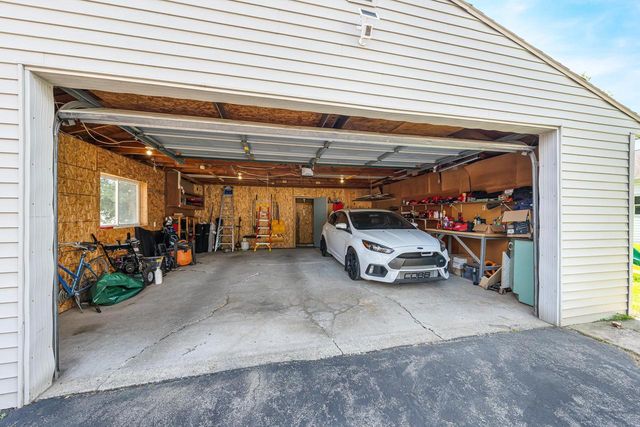 810 OVIATT STREET, Kaukauna, WI 54130