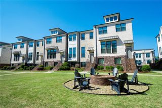 615 Fair View Circle, Roswell, GA 30076