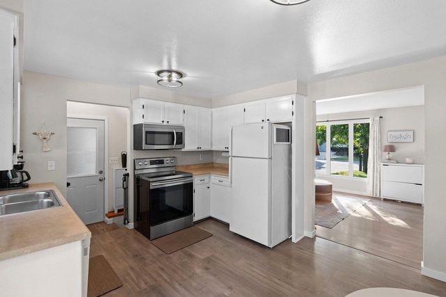 1013 CRAWFORD STREET, Green Bay, WI 54304