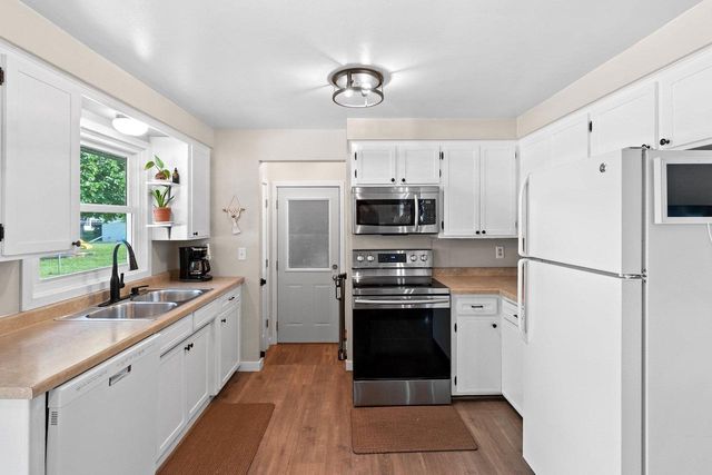 1013 CRAWFORD STREET, Green Bay, WI 54304