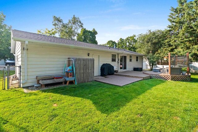 1013 CRAWFORD STREET, Green Bay, WI 54304