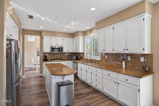 4867 Corte Olivas, Camarillo, CA 93012