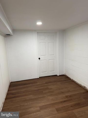 11 SCOTLAND ROAD, Chambersburg, PA 17201