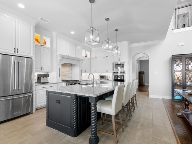 212 Nueces Trail, Aledo, TX 76008