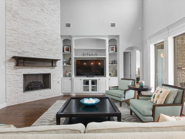 212 Nueces Trail, Aledo, TX 76008