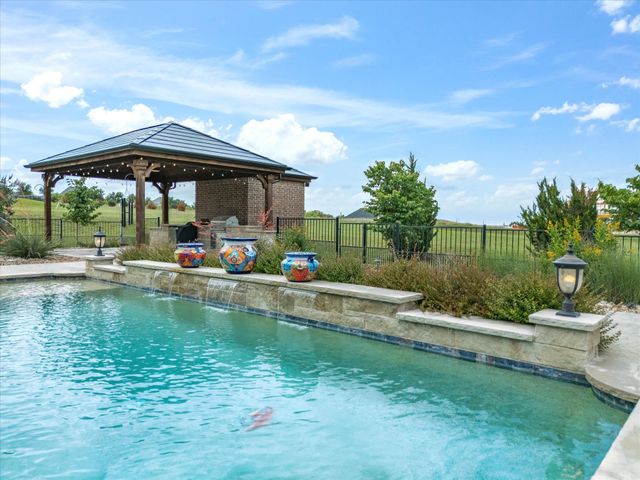 212 Nueces Trail, Aledo, TX 76008