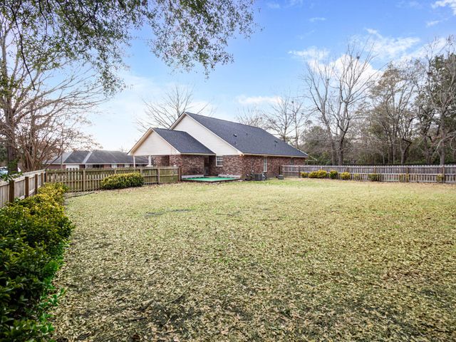 41 Radcliff Drive, Sumter, SC 29150