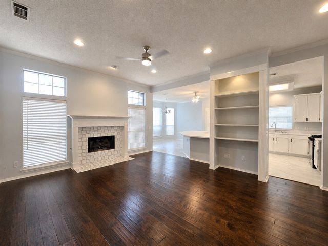 10512 Napa Valley Drive, Frisco, TX 75035