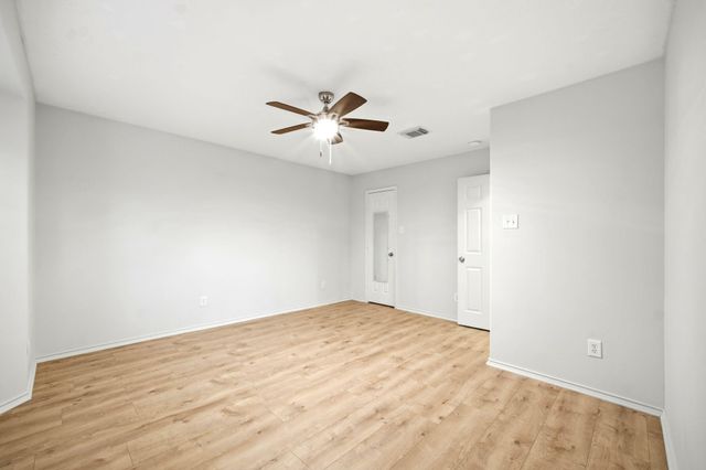 6931 Hamilton Falls Lane, Spring, TX 77379