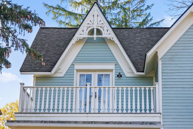 215 N Madison, Traverse City, MI 49684