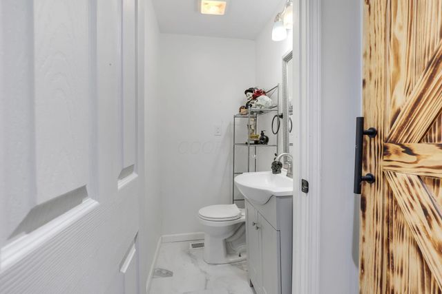 12632 Howard Danville Road, Howard, OH 43028