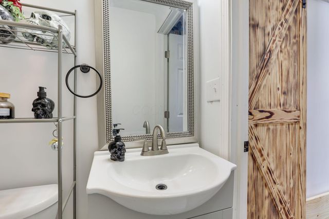 12632 Howard Danville Road, Howard, OH 43028