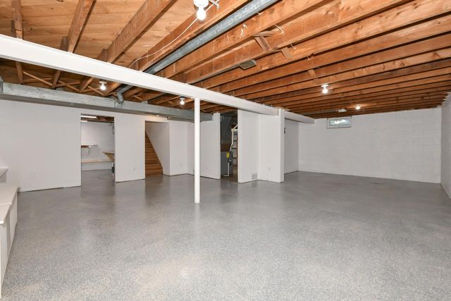 11310 W Wisconsin AVENUE, Wauwatosa, WI 53226