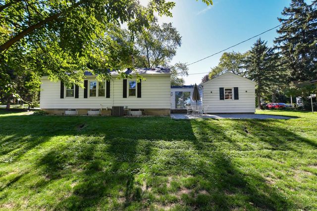 11310 W Wisconsin AVENUE, Wauwatosa, WI 53226