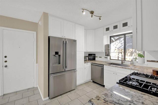 1711 Provident LN, Round Rock, TX 78664