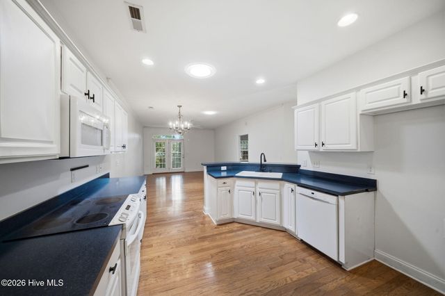 4524 Regent Drive, Wilmington, NC 28412