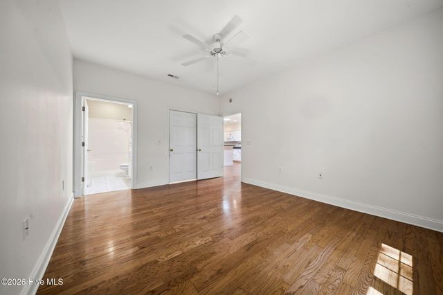4524 Regent Drive, Wilmington, NC 28412