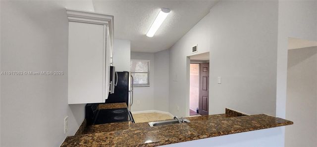 9975 Nob Hill Ln 9975, Sunrise, FL 33351