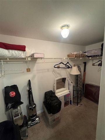 6731 Cypress Rd 410, Plantation, FL 33317