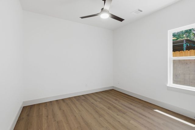 14583 Cherokee Lane, Log Cabin, TX 75148