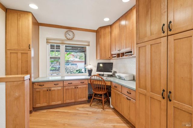 1143 Hudson Ave, St. Helena, CA 94574