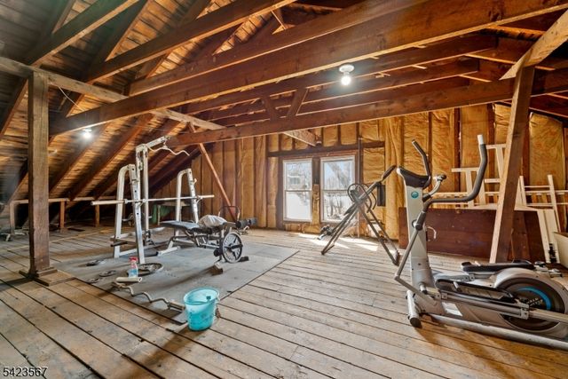 2 Prospect St, Mount Arlington Boro, NJ 07856