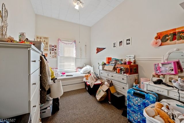 2 Prospect St, Mount Arlington Boro, NJ 07856